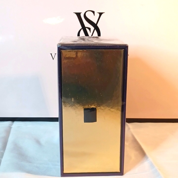 V.S  VERY SEXY  ORCHID - Picture 3 of 5